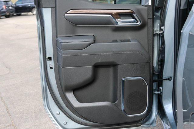 new 2025 Chevrolet Silverado 1500 car, priced at $51,593