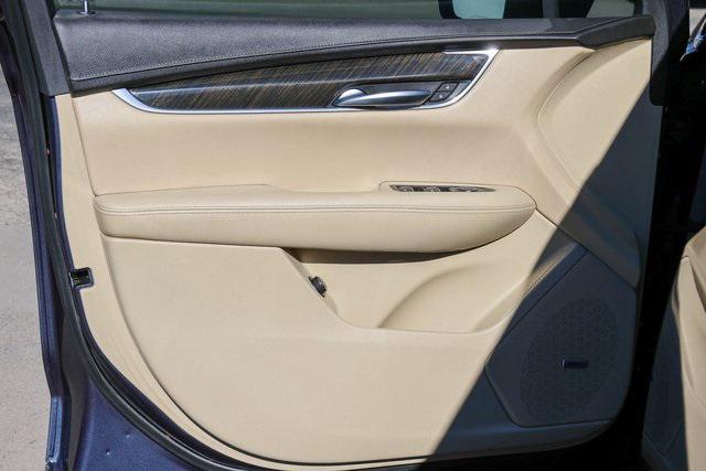 used 2018 Cadillac XT5 car, priced at $17,700