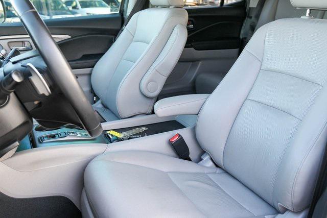 used 2023 Honda Ridgeline car, priced at $28,444