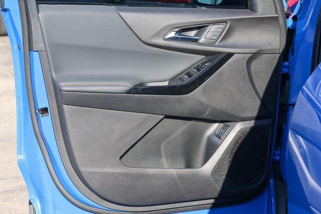 used 2025 Chevrolet Equinox car, priced at $31,500