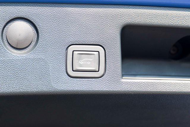 used 2025 Chevrolet Equinox car, priced at $31,500