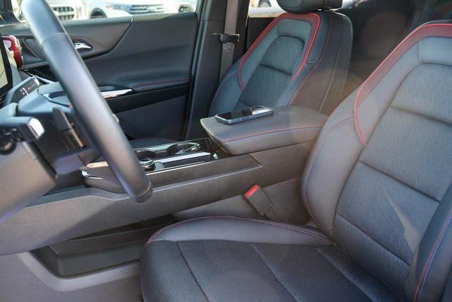 used 2025 Chevrolet Equinox car, priced at $31,500
