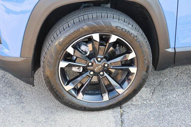 used 2025 Chevrolet Equinox car, priced at $31,500