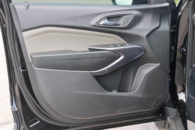new 2025 Chevrolet Trax car, priced at $26,230