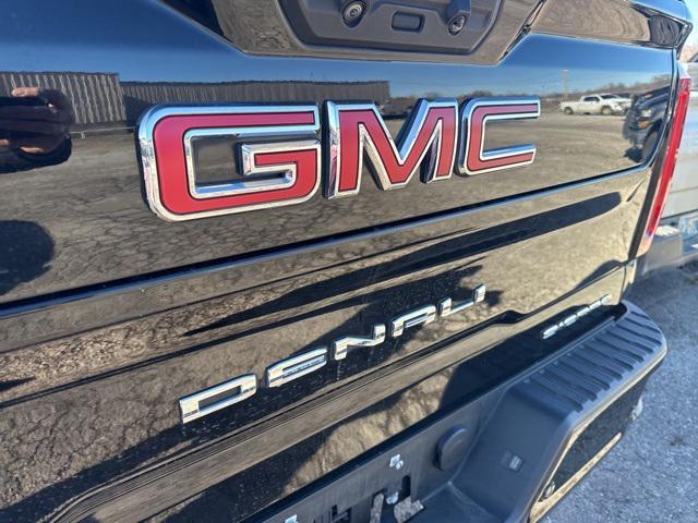 used 2022 GMC Sierra 2500 car, priced at $55,288