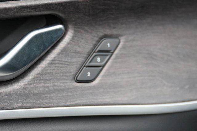 used 2023 Jeep Grand Cherokee car, priced at $28,988