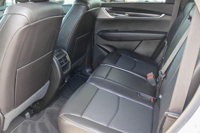 used 2024 Cadillac XT5 car, priced at $34,000