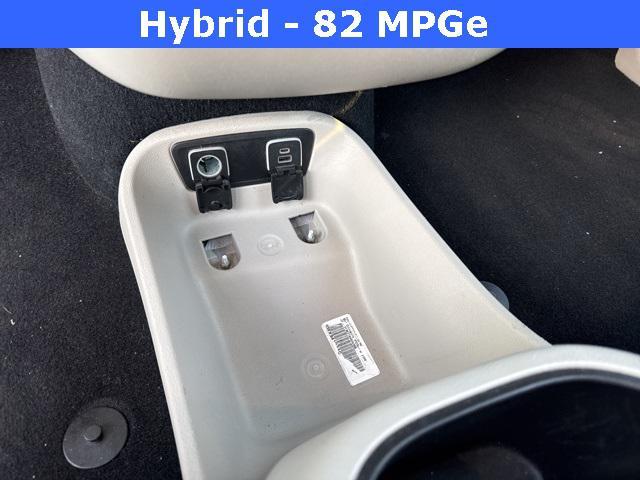used 2021 Chrysler Pacifica Hybrid car, priced at $20,750