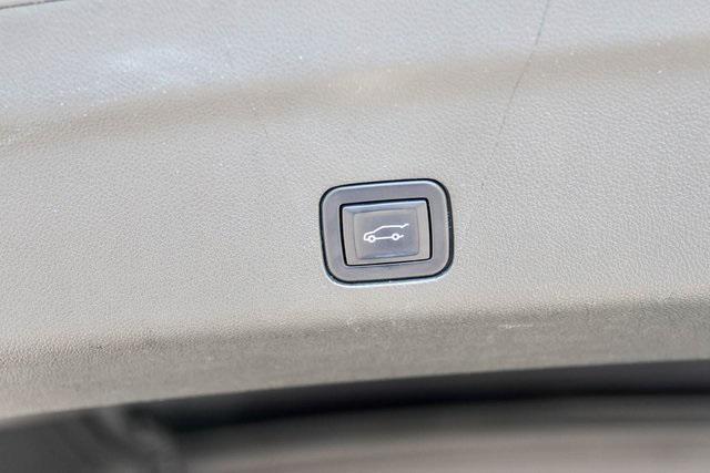 used 2022 Cadillac Escalade car, priced at $67,898