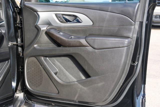 used 2022 Chevrolet Traverse car, priced at $24,250