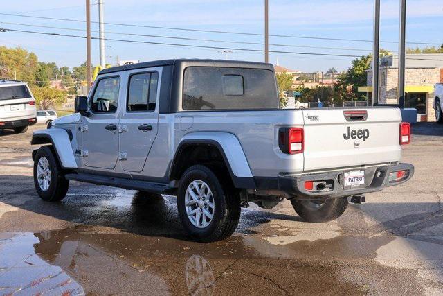 used 2023 Jeep Gladiator car, priced at $26,500