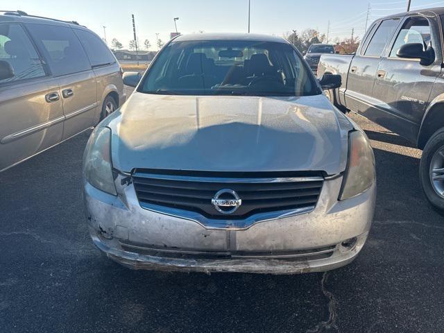 used 2007 Nissan Altima car, priced at $2,695