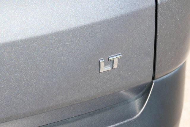 used 2021 Chevrolet Traverse car, priced at $26,488