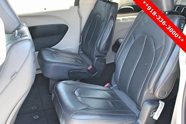 used 2018 Chrysler Pacifica car, priced at $15,500