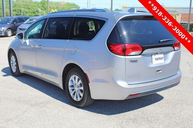 used 2018 Chrysler Pacifica car, priced at $15,500