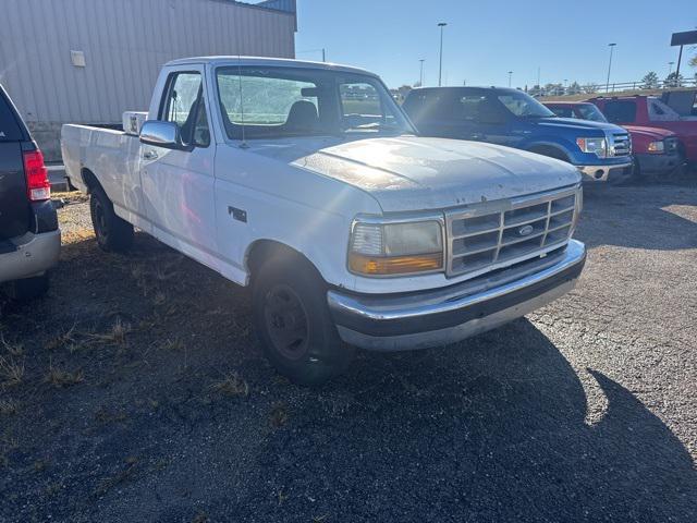 used 1995 Ford F-150 car, priced at $2,500