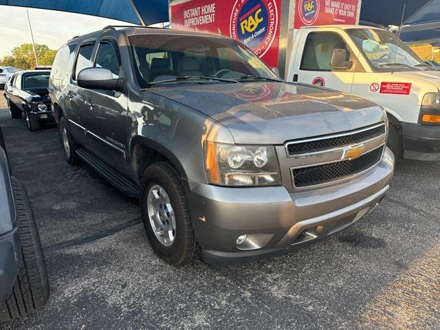 used 2008 Chevrolet Suburban car, priced at $5,000