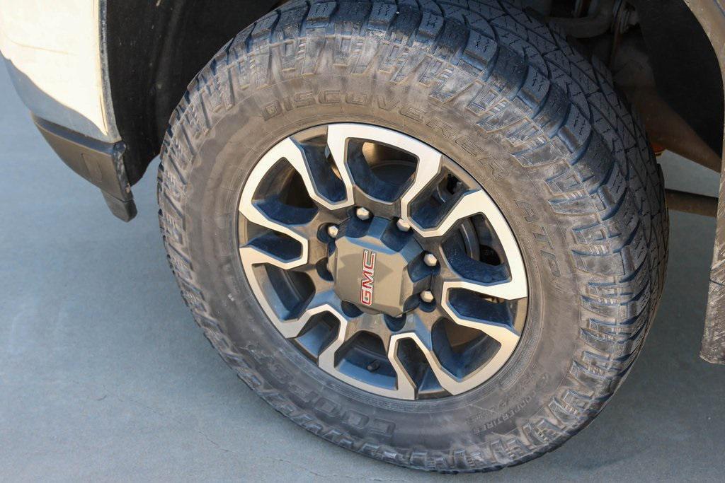 used 2021 GMC Sierra 2500 car, priced at $40,000