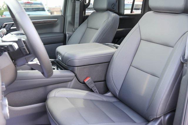 new 2025 Chevrolet Suburban car, priced at $86,020