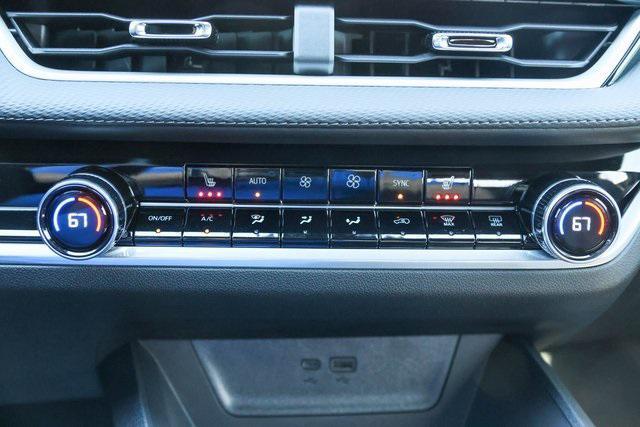 new 2026 Chevrolet Equinox car, priced at $34,285