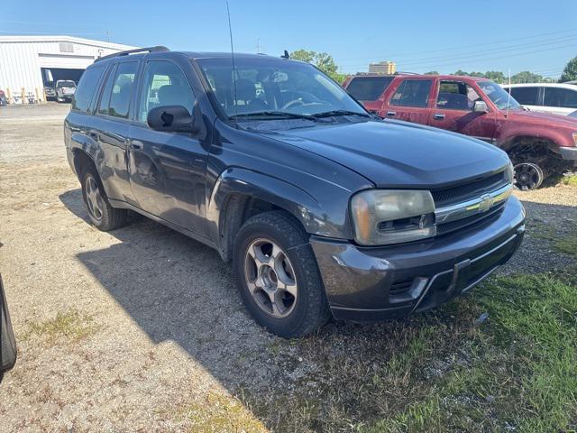 used 2007 Chevrolet TrailBlazer car, priced at $3,000