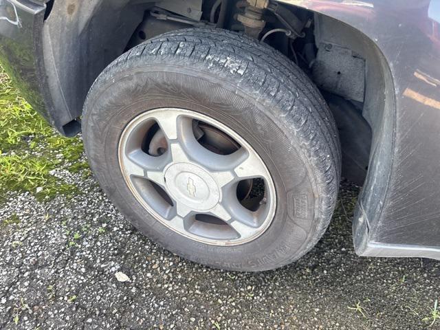 used 2007 Chevrolet TrailBlazer car, priced at $3,000