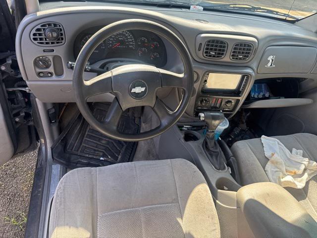 used 2007 Chevrolet TrailBlazer car, priced at $3,000