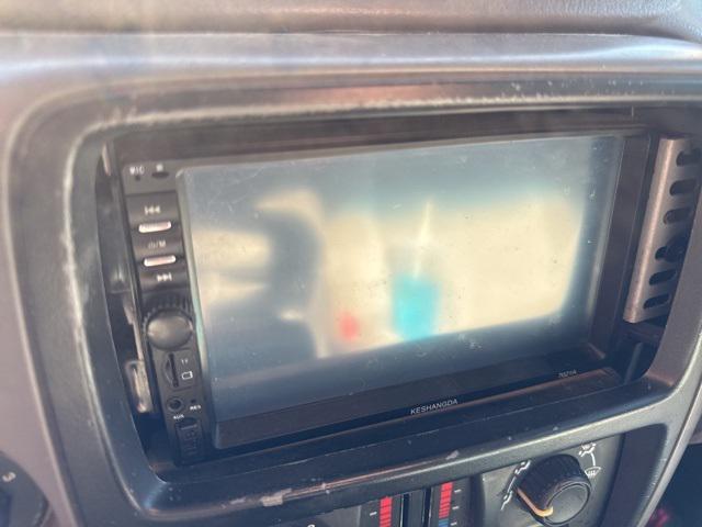 used 2007 Chevrolet TrailBlazer car, priced at $3,000