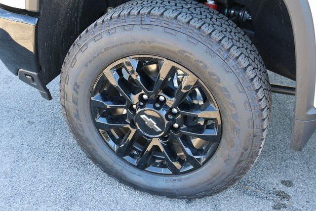 new 2025 Chevrolet Silverado 2500 car