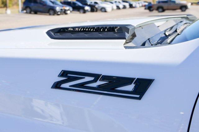 new 2025 Chevrolet Silverado 2500 car