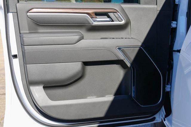 new 2025 Chevrolet Silverado 2500 car