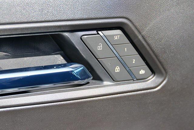 new 2025 Chevrolet Colorado car, priced at $48,710