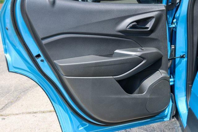 new 2025 Chevrolet Trax car, priced at $26,229