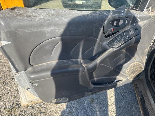used 2004 Pontiac Grand Am car, priced at $2,500
