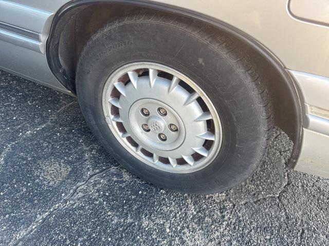 used 1999 Buick LeSabre car, priced at $2,500