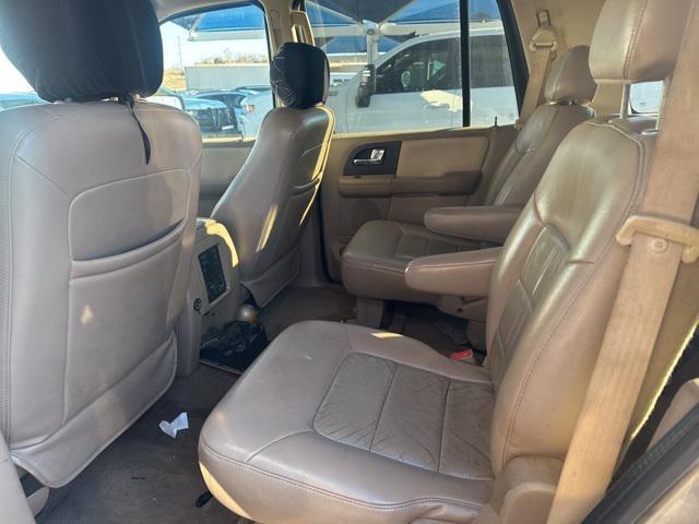 used 2005 Ford Expedition car, priced at $2,488