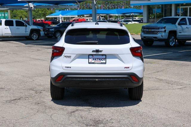 new 2025 Chevrolet Trax car, priced at $27,365