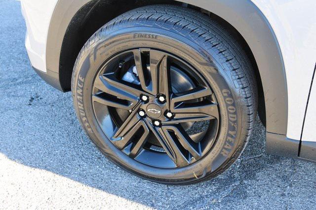 new 2026 Chevrolet Trax car, priced at $27,255