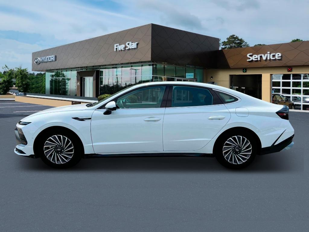 new 2025 Hyundai Sonata Hybrid car, priced at $37,748