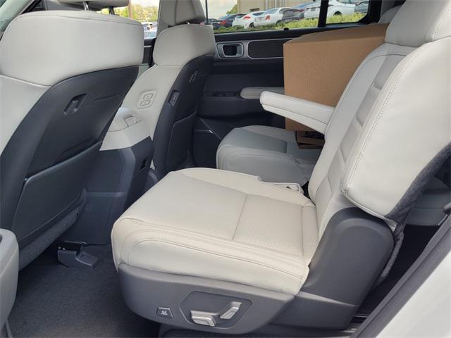 new 2025 Hyundai SANTA FE HEV car, priced at $46,144