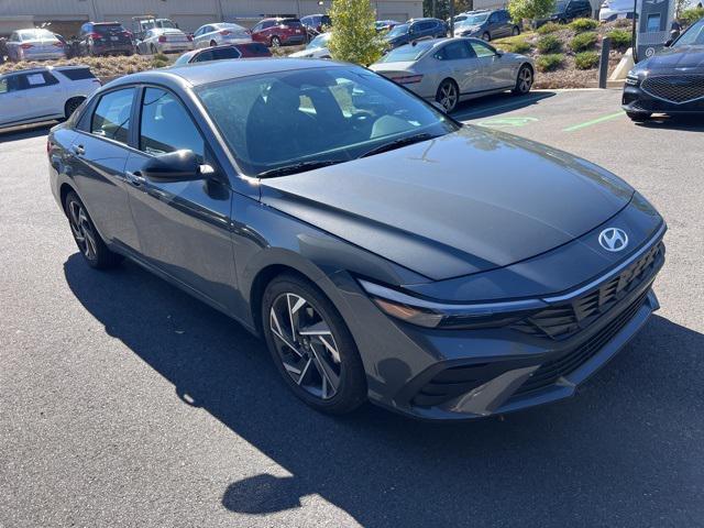 used 2025 Hyundai Elantra car, priced at $19,500