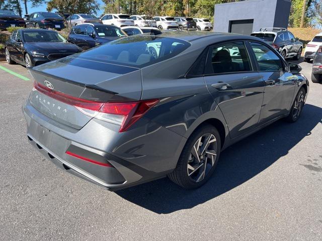 used 2025 Hyundai Elantra car, priced at $19,500