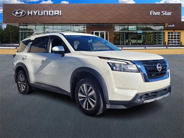 used 2022 Nissan Pathfinder car, priced at $26,000