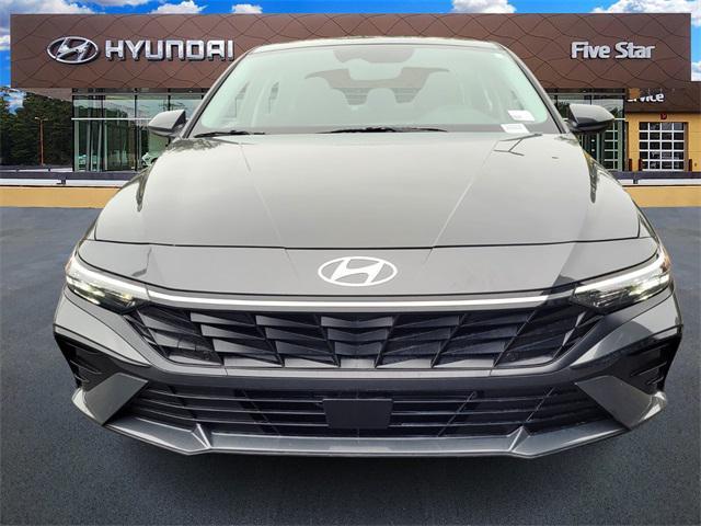 new 2024 Hyundai Elantra car, priced at $24,125