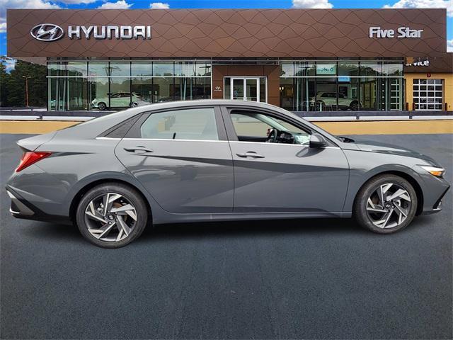 new 2024 Hyundai Elantra car, priced at $24,125