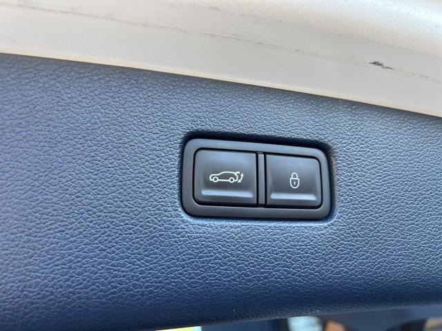 used 2022 Genesis GV80 car, priced at $48,677