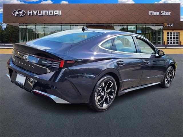 new 2024 Hyundai Sonata car, priced at $26,222