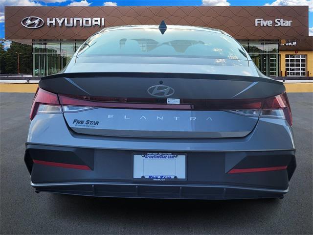 new 2025 Hyundai Elantra car, priced at $21,336