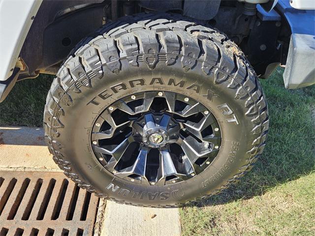 used 2012 Jeep Wrangler Unlimited car, priced at $14,000