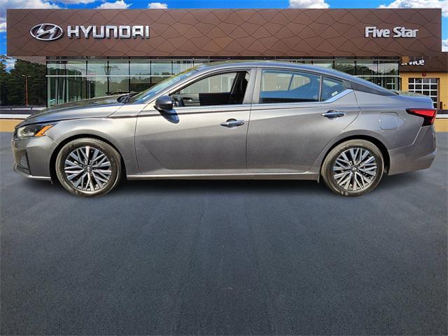 used 2024 Nissan Altima car, priced at $18,500